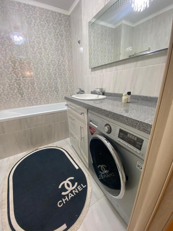 Luxury Apartment Near The Shopping Center Qazaqstan Астана Экстерьер фото